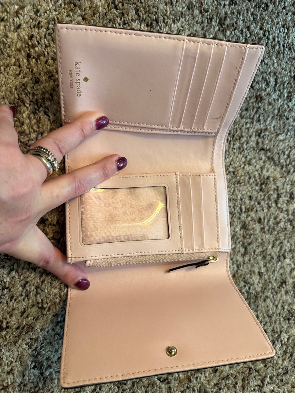 Kate Spade ♠️ Wallet - Picture 5 of 8